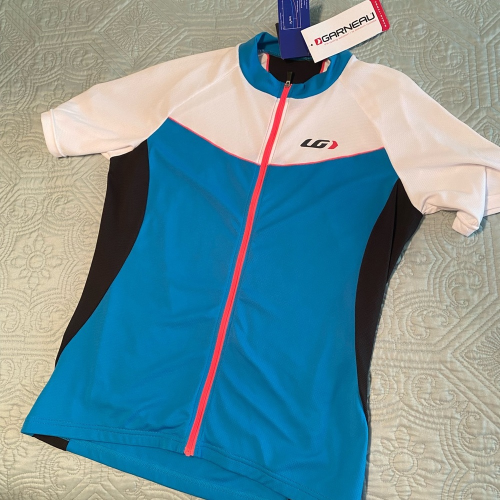Biking jersey. New.